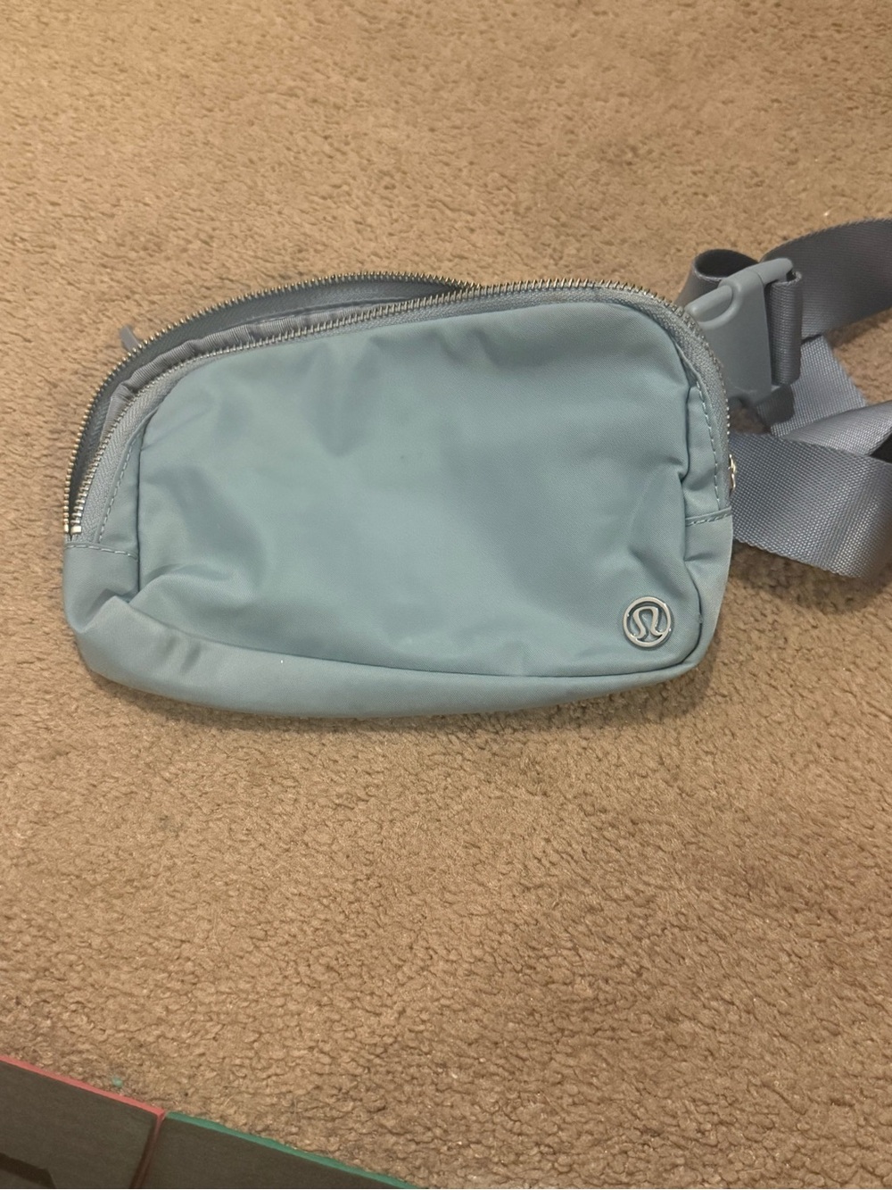 lululemon athletica Men's Pale Blue Belt Bag